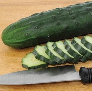 Cucumber slicing Marketmore 76
